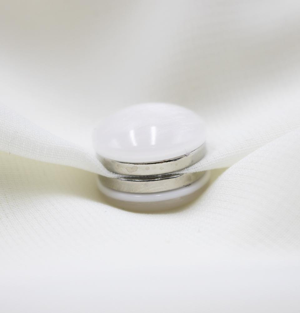 Brushed Gloss Magnetic Hijab 'Pin' - White