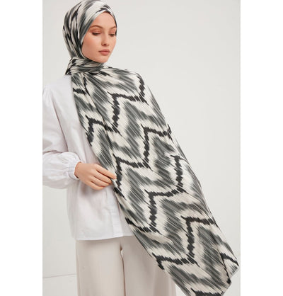 Modefa Shawl Charcoal Gray Modefa Sports Hijab Shawl - Abstract Flame - Charcoal Gray