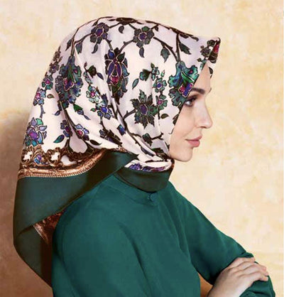 March Giveaway: A Silk Hijab!