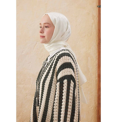 Fresh Scarf Shawl Off-White Wave Jacquard Hijab Shawl - Off-White