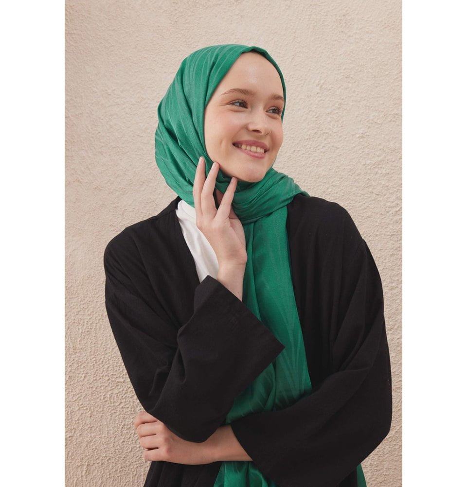 Fresh Scarf Shawl Sea Green Wave Jacquard Hijab Shawl - Sea Green