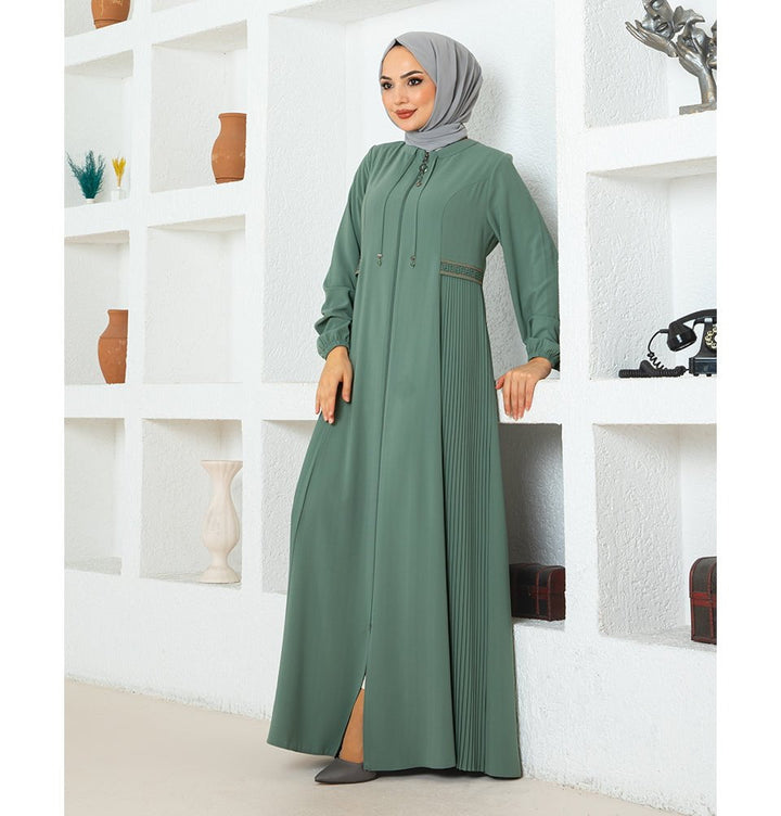 Modest Muslim Woman Pleated Zip Up Abaya