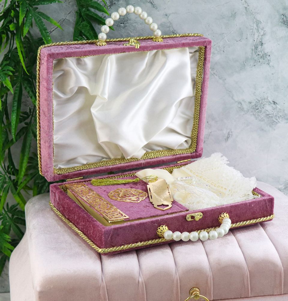 Luxury Pearl Islamic Gift Set - Velvet Box with Quran, Hijab, Tasbih,