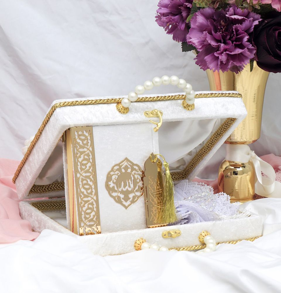 Modefa Book White Luxury Pearl Islamic Gift Set - Velvet Box with Quran, Hijab, Tesbih, & Bookmark White
