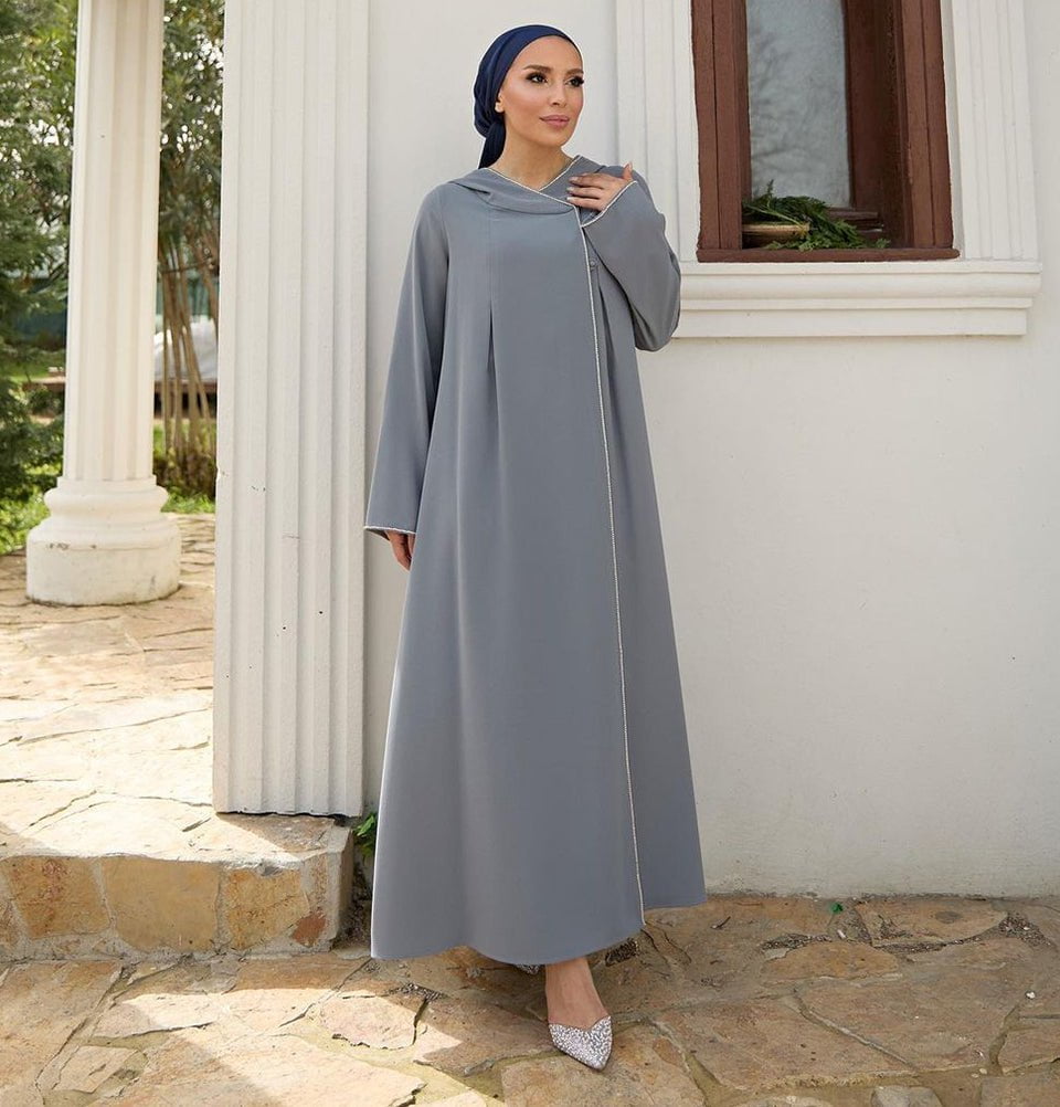 Modern Muslim Woman's Elegant Hooded Abaya with Rhinestones