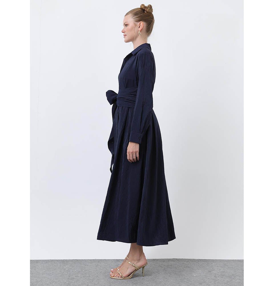 Modefa Dress Modern Muslim Women's Crinkled Maxi Dress - 20661 Navy Blue