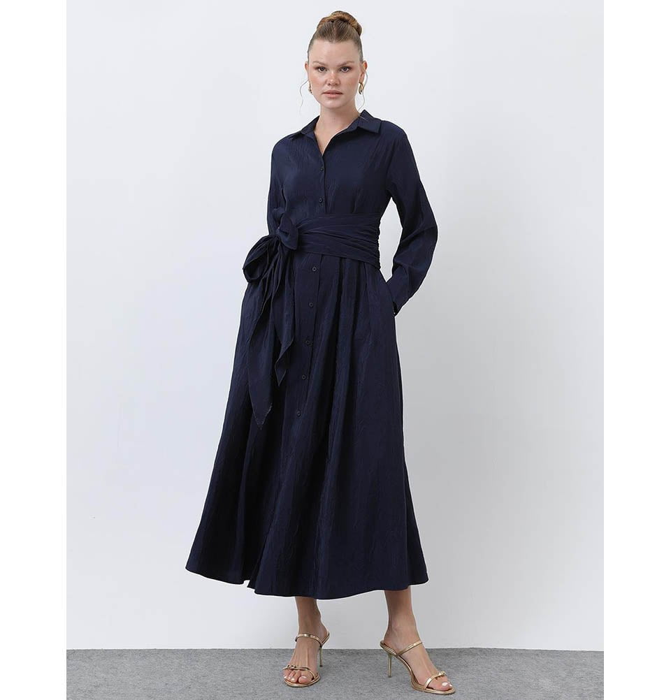 Modefa Dress Modern Muslim Women's Crinkled Maxi Dress - 20661 Navy Blue