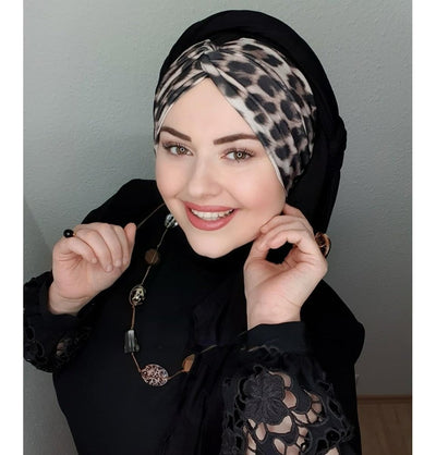 Modefa Instant Hijabs Black Solid & Leopard Print Jersey Instant Hijab - Black
