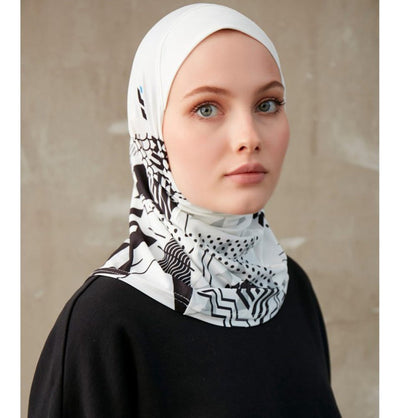 Modefa Instant Hijabs White/Black Modefa One Piece Instant Sports Hijab - Geometric Tiles - White/Black