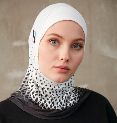 Modefa Instant Hijabs White Black Modefa One Piece Instant Sports Hijab - Ombré Diamond - White Black