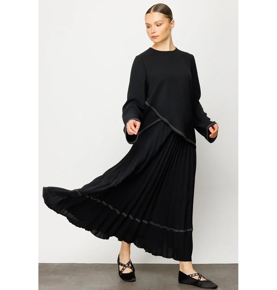 Modefa Modest Clothing Set Modest Women’s Criss Cross Top with Pleated Skirt - 241843 Black