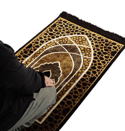 Modefa Prayer Rug Black & Gold Saray Plush Islamic Prayer Rug - Black & Gold