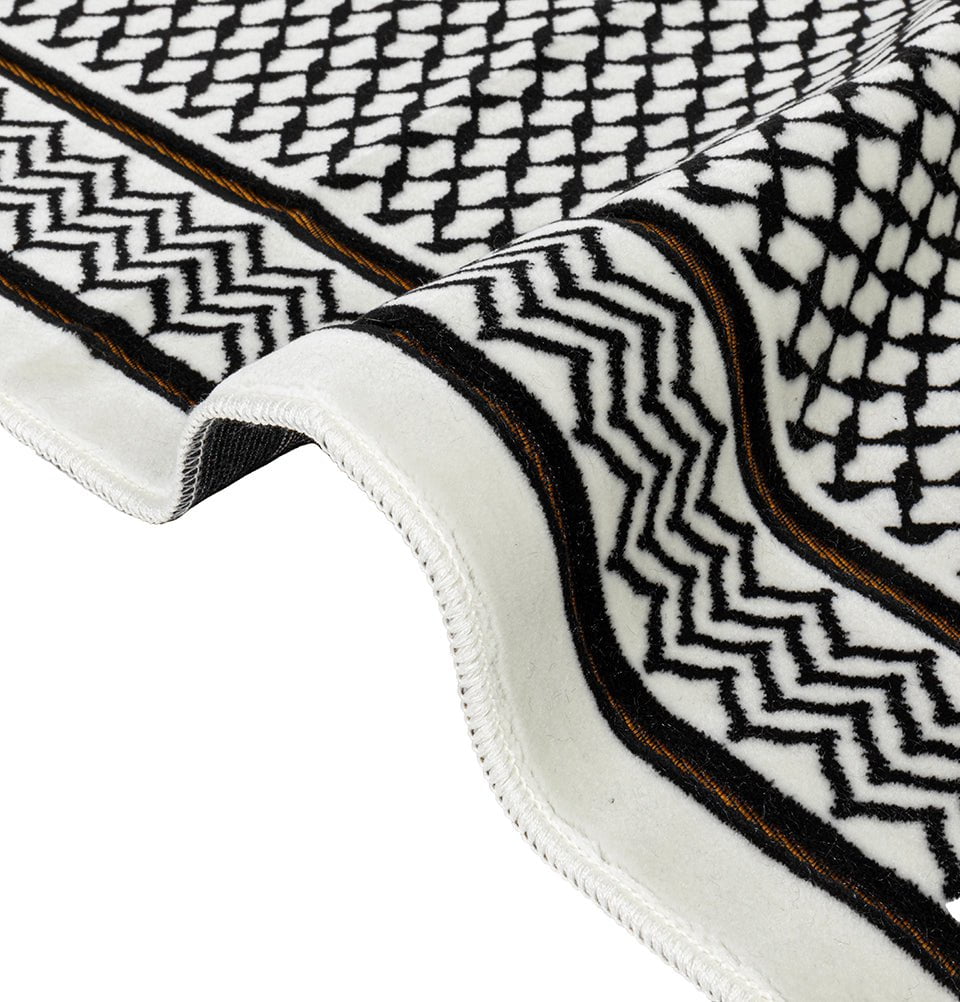 Palestinian Rugs Palestine Velvet Islamic Prayer Rug - Aqsa Black & White