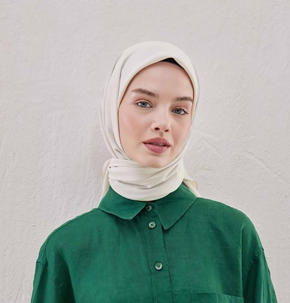 Modefa scarf Off-White Medine Ipek Chiffon Square Hijab - Off-White