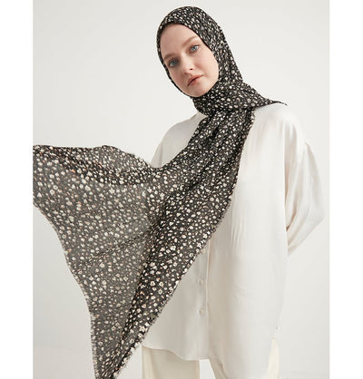 Modefa Shawl Black Ditsy Floral Crinkle Cotton Hijab Shawl - Black & Olive