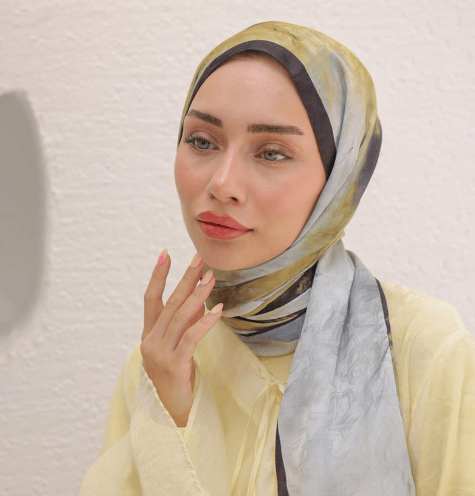 Modefa Shawl Black Gold Dreamy Color Satin Blend Patterned Shawl Hijab - Black Gold