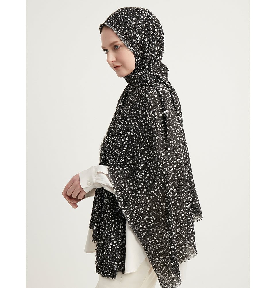 Modefa Shawl Dark Navy Blue Ditsy Floral Crinkle Cotton Hijab Shawl - Black & Gray