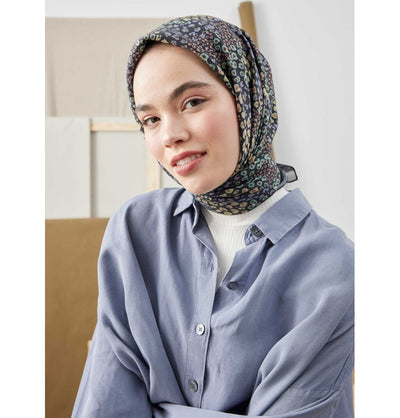 Modefa Shawl Ditsy Floral Indigo Patterned Viscose Cotton Square Hijab - Ditsy Floral Indigo