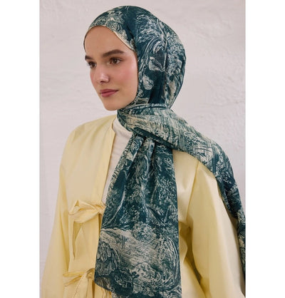 Modefa Shawl Emerald Green Rami Lightweight Hijab Shawl Secret Elegance - Emerald Green