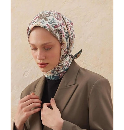 Modefa Shawl Foliage Leaf Green Patterned Viscose Cotton Square Hijab - Foliage Leaf Green