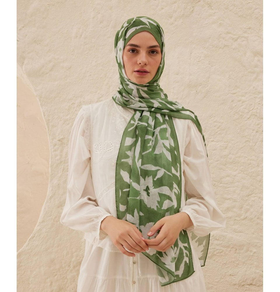 Modefa Shawl Leaf Green Rami Lightweight Hijab Shawl Petunia - Leaf Green