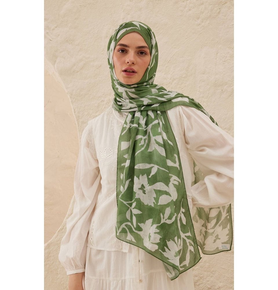 Modefa Shawl Leaf Green Rami Lightweight Hijab Shawl Petunia - Leaf Green