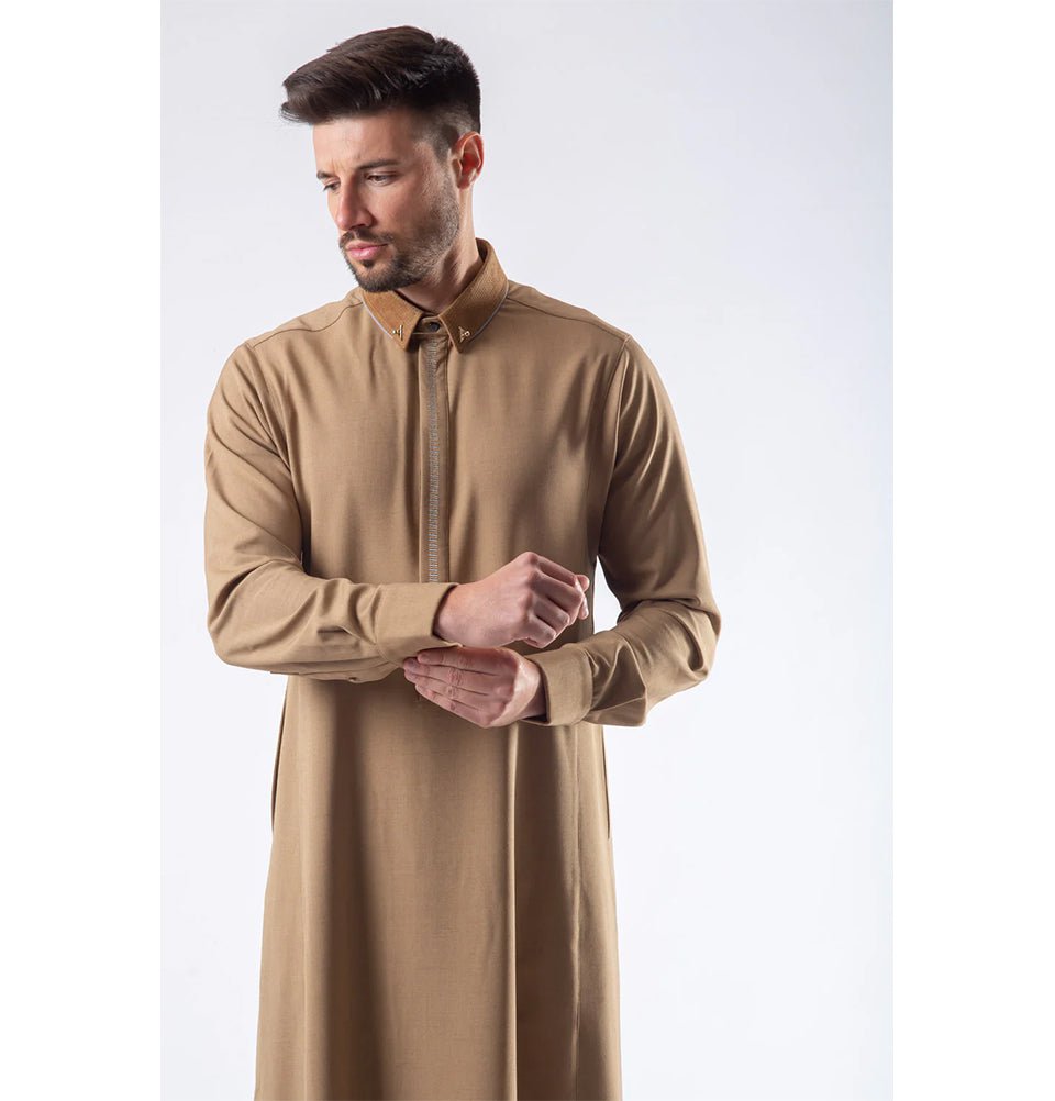 Modefa Thobe Men's Casual Full Length Islamic Thobe AAR2425 Embroidered Striped - Camel Brown