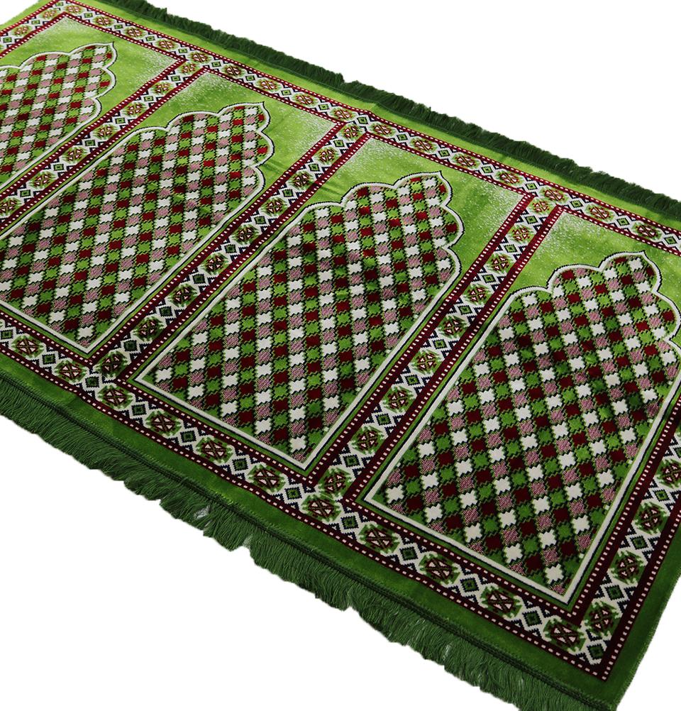 Wide 4 Person Masjid Prayer Rug Green / Red