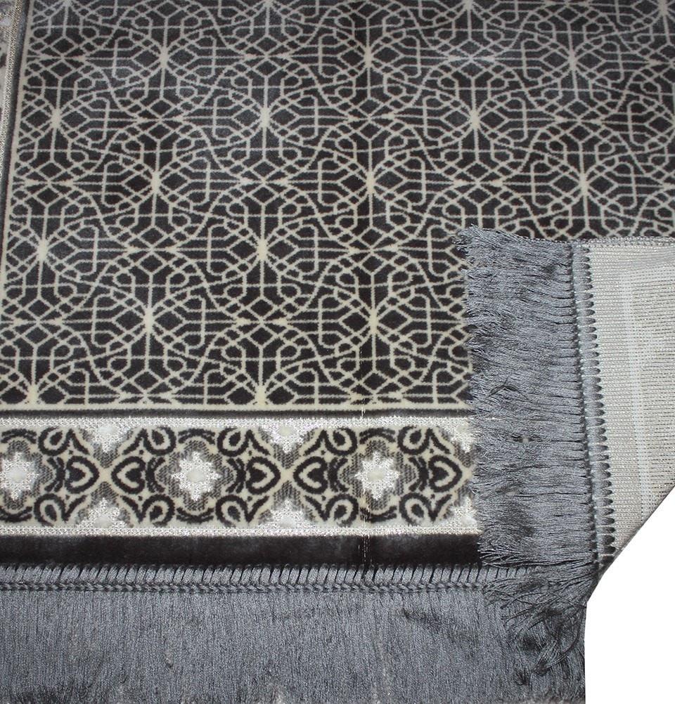 Aydin Prayer Rug Velvet Amber Seccade Prayer Rug Kaba Grey - Modefa 