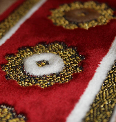 Ismen Prayer Rug Plush Red & White Floral Vase Prayer Rug - Modefa 