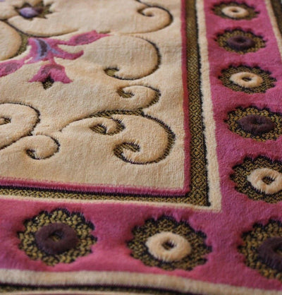 Ismen Prayer Rug Plush Purple & Creme Floral Daisy Vase Prayer Rug - Modefa 