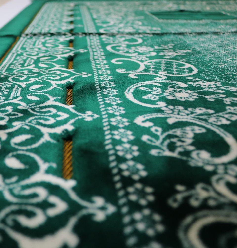 Double Plush Wide Extra Large Prayer Rug - Kaba Dark Green