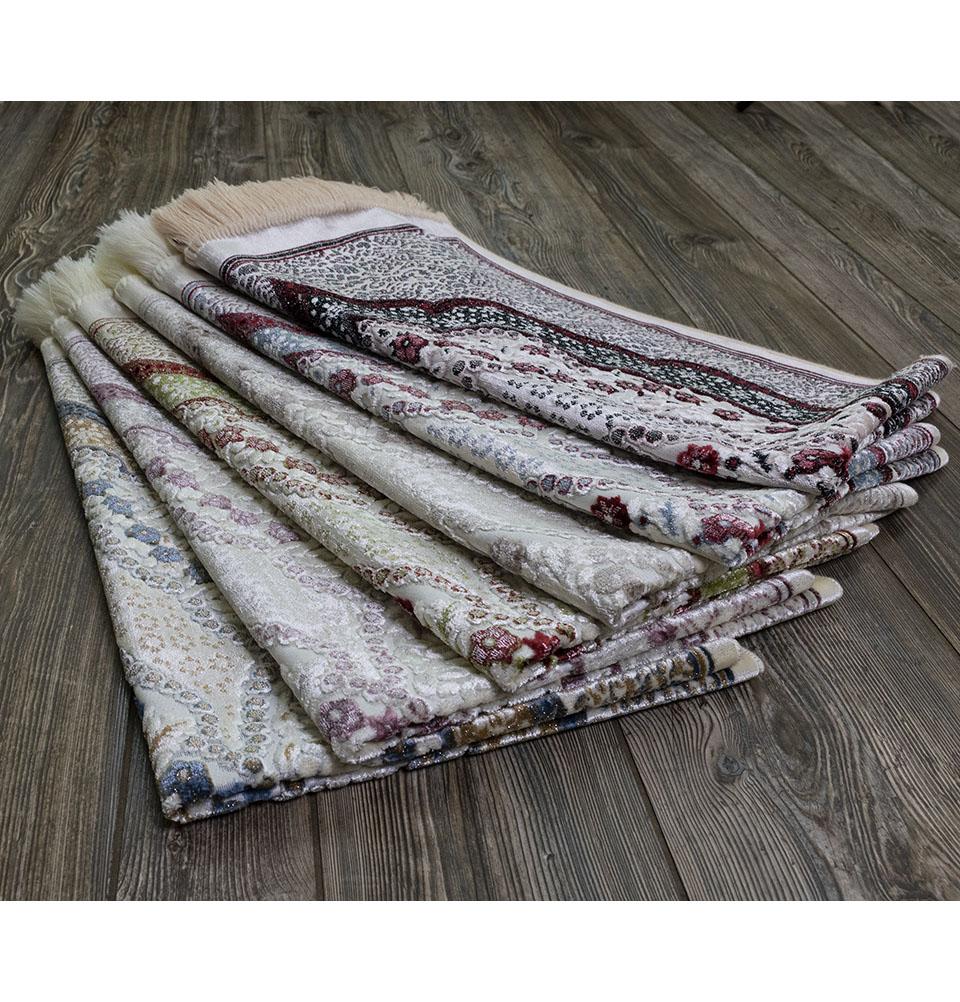 Modefa Prayer Rug Hazelnut/Cream Luxury Velvet Islamic Prayer Rug | Winter Rose - Hazelnut & Cream