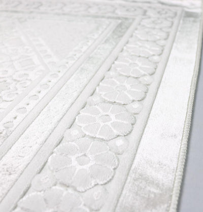 Modefa Prayer Rug Luxury Velvet Islamic Prayer Rug Floral Stamp - White