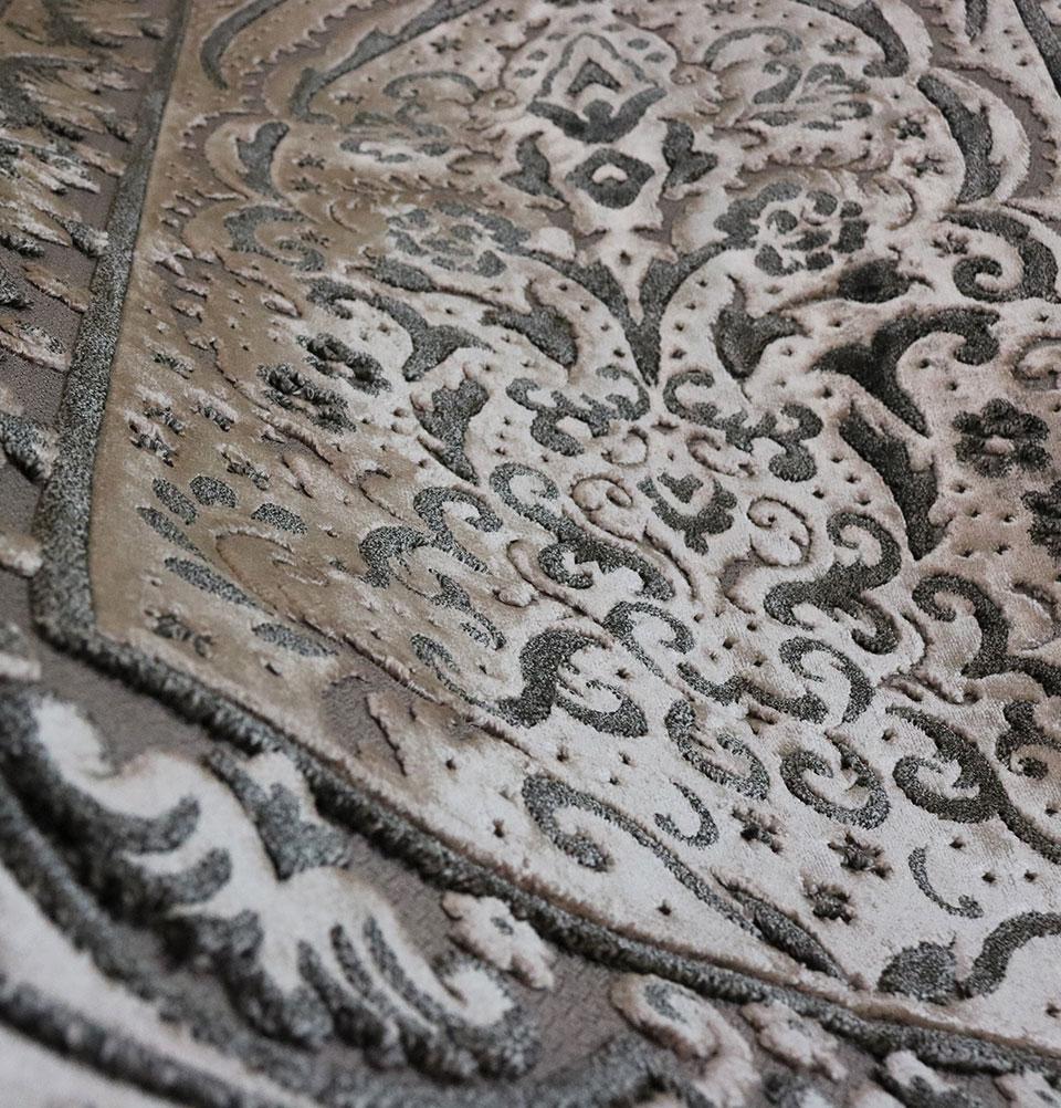 Luxury Velvet Islamic Prayer Rug - Mink