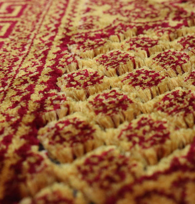 Plush Ipek Islamic Prayer Rug - Geometric Floral Gold
