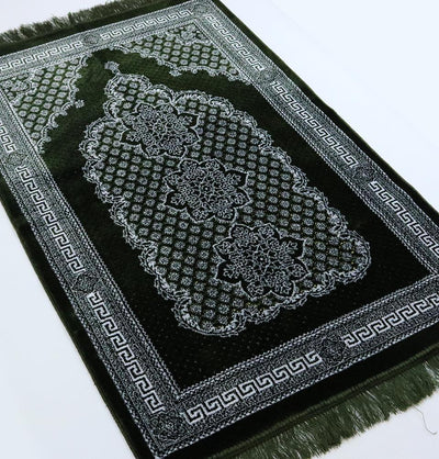 Plush Ipek Islamic Prayer Rug - Geometric Floral Green