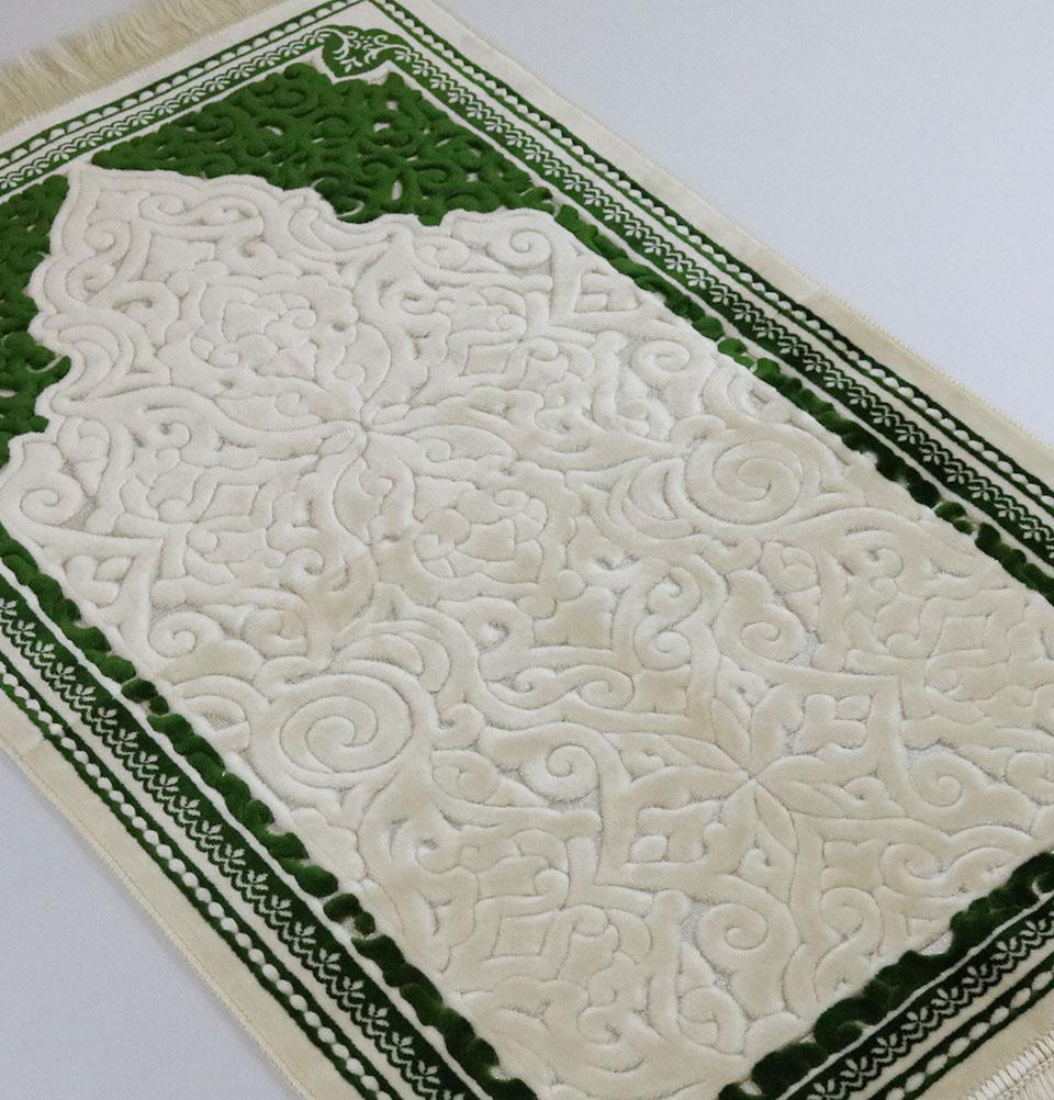 Plush Velvet Islamic Prayer Rug Sina - Simple Green
