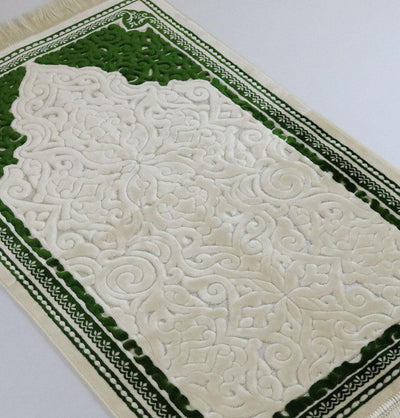 Plush Velvet Islamic Prayer Rug Sina - Simple Green