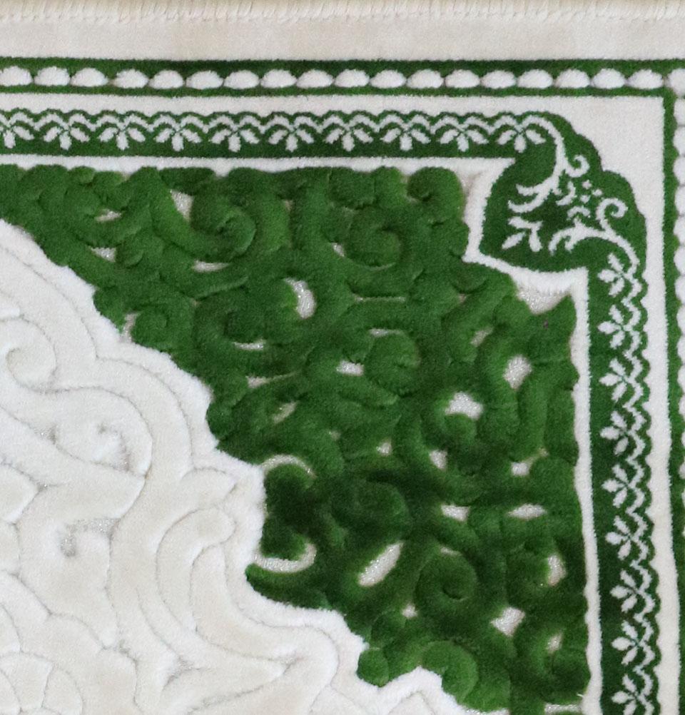 Plush Velvet Islamic Prayer Rug Sina - Simple Green