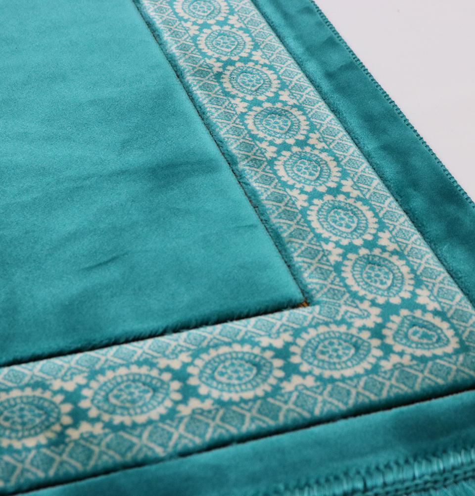 Lux Plush Regal Velvet Islamic Prayer Rug - Turquoise