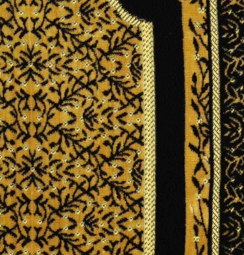 Velvet Vined Arch Islamic Prayer Rug - Brown