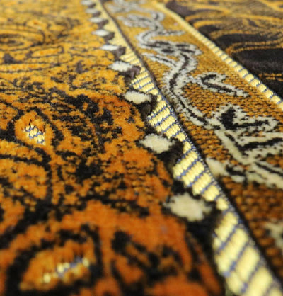 Velvet Wild Daisy Islamic Prayer Rug - Brown/Orange