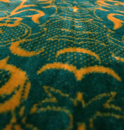 Velvet Wild Daisy Islamic Prayer Rug - Green/Orange