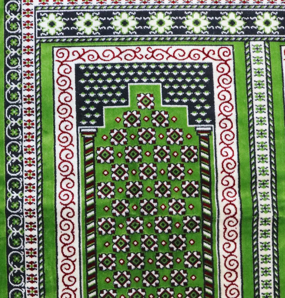 Wide 4 Person Masjid Prayer Rug - Green/Red #2