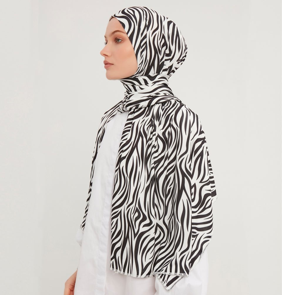 Modefa Shawl Black Modefa Sports Hijab Shawl - Zebra -Black