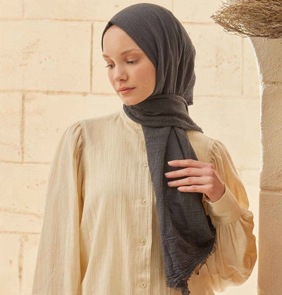 Modefa Shawl Charcoal Gray Solid Organic Cotton Shawl - Charcoal
