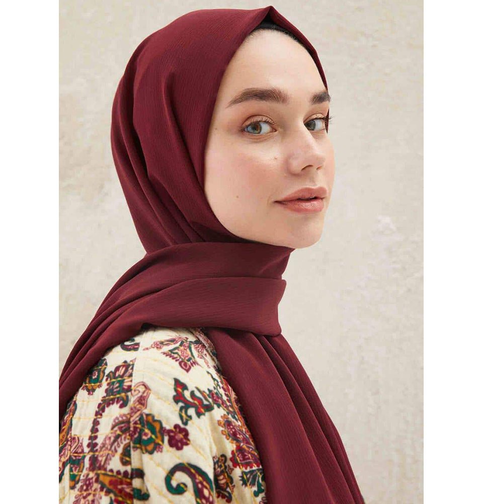 Modefa Shawl Maroon Crinkle Medine Hijab Shawl - Maroon