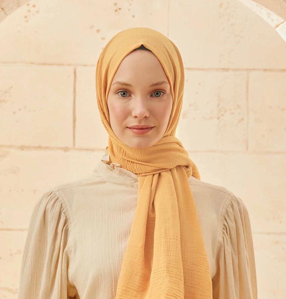 Modefa Shawl Yellow Solid Organic Cotton Shawl - Mellow Yellow