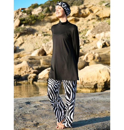 Modefa Two Piece Full Coverage Modest Swimsuit - Black/White